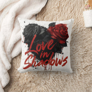 黒と赤のバラのダークロマンスグラフィック クッション