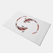 黒と赤の日本のコイの芸術的魚 ドアマット (アングル)