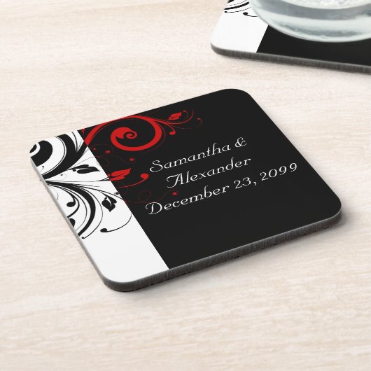 黒と赤の渦巻形のつる植物 コースター (左側)