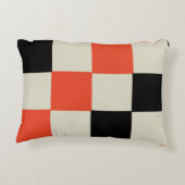 黒と赤 アクセントクッション (裏面)