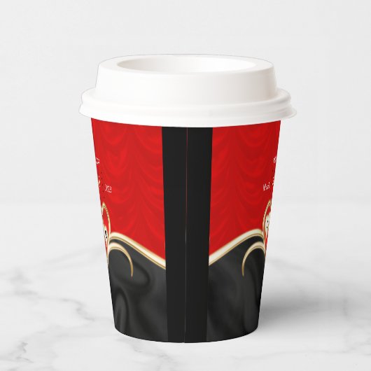 黒と赤 紙コップ (右)