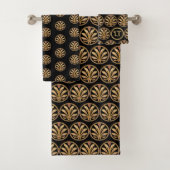 黒と金ゴールドのアールヌーボーのモチーフ – 名前を追加 バスタオルセット (インサイチュ)