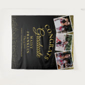 黒と金ゴールドのグリッター卒業3フォトバックグラウンド タペストリー (正面(横))