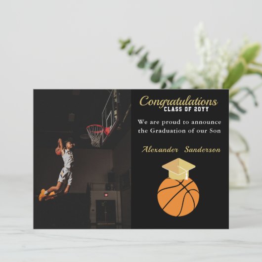 黒と金ゴールドのバスケットボール卒業発表 案内状 (スタンド正面)