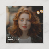 黒と金ゴールドのビジネスロゴ写真QRコード スクエア名刺 (正面)