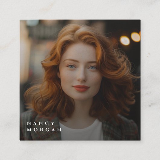 黒と金ゴールドのビジネスロゴ写真QRコード スクエア名刺 (正面)