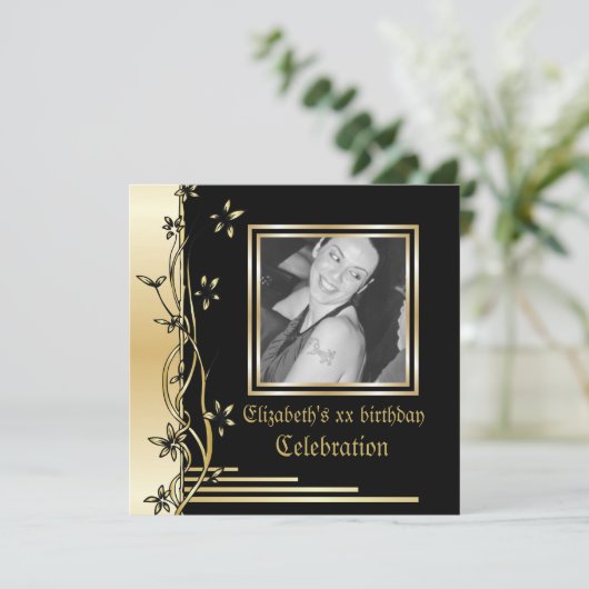 黒と金ゴールドのフローラ縁どの誕生日の招待 招待状 (スタンド正面)