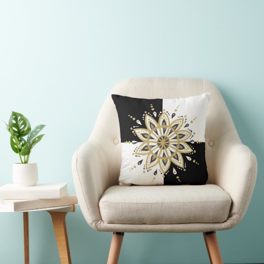 黒と金ゴールドのマンダラモダンジオメトリック背景 クッション (椅子)