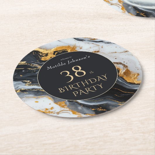 黒と金ゴールドの任意の年齢誕生日 ラウンドペーパーコースター (アングル)