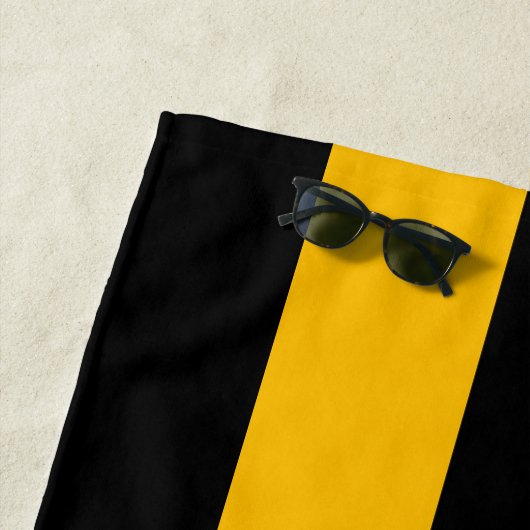  黒と金ゴールドの卒パーソナライズされた業写真 ビーチタオル (インサイチュ)