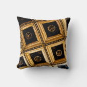 黒と金ゴールドの正方形 クッション (正面)