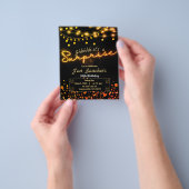 黒と金ゴールドの驚きの予算招待状QRcode F チラシ (手)