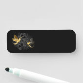 黒と金ゴールドハミングバード 名札 (インサイチュ)