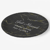 黒と金ゴールドマーブルたった今結婚しました ペーパープレート (アングル)