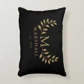 黒と金ゴールドモダンのフローラモノグラムファミリー名 アクセントクッション (正面(垂直))