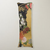 黒と金ゴールド伝統的の日本のフローラ ボディピロー (正面縦)