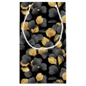 黒と金ゴールド葉。パターン スモールペーパーバッグ (裏面)