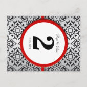 黒と銀のダマスクの赤いトリムテーブル番号 ポストカード (裏面)