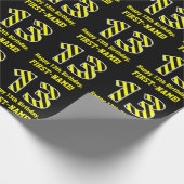 黒と黄ストライプの色「13」、13誕生日+名前 ラッピングペーパー (角)