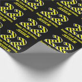 黒と黄ストライプの色「22」、22誕生日+名前 ラッピングペーパー (角)
