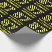 黒と黄ストライプの色"87"、87誕生日+名前 ラッピングペーパー (角)