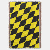 黒と黄色のバイエルダイヤモンド国旗のパターン スローブランケット (正面縦)