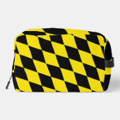 黒と黄色のバイエルダイヤモンド国旗のパターン ドップキット (裏面)