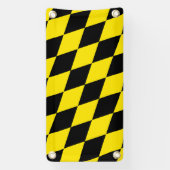 黒と黄色のバイエルダイヤモンド国旗のパターン 横断幕 (縦)