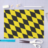 黒と黄色のバイエルダイヤモンド国旗のパターン 薄葉紙 (クラフト)