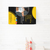 黒と黄色のフォトジムパーソナルトレーナーフィットF 横断幕 (インサイチュ)