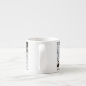 黒によって勘定書を出されるロッキー山脈のカササギのエスプレッソのマグ エスプレッソカップ (裏面)