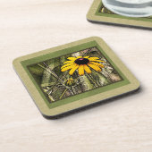 黒によって注目されるSusie コースター (左側)