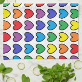 黒によって輪郭を描かれる虹のハート キッチンタオル (折り畳み)