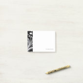 黒にグレーの花柄 ポストイット (デスク上)