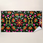 黒にメキシコの刺繍模様 ビーチタオル (正面)