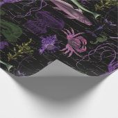 黒に浮かぶ紫と緑の海の生物 ラッピングペーパー (角)