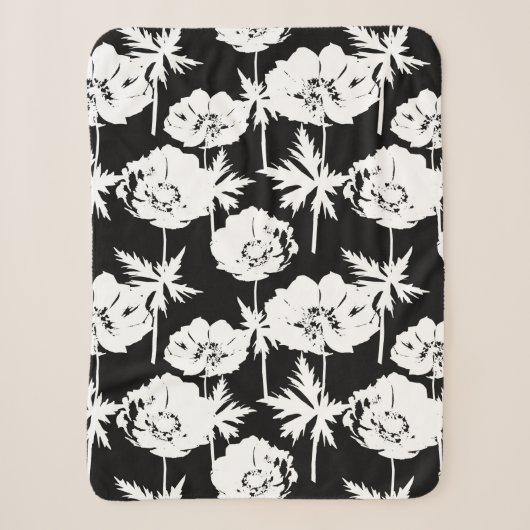 黒に白い花。 シェルパブランケット (正面)
