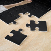 黒に空手キックを行う若者 ジグソーパズル (側面)