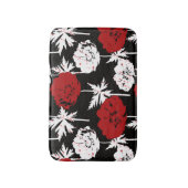 黒に赤、白の花。 バスマット (正面縦)