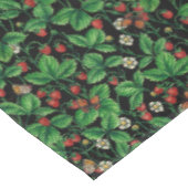 黒に野生のイチゴ テーブルクロス (アングル)