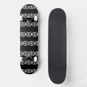 黒に銀らせん状模様 スケートボード (正面)
