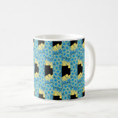 黒に青い花と黄色の抽象芸術 コーヒーマグカップ (正面右)