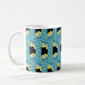 黒に青い花と黄色の抽象芸術 コーヒーマグカップ (左)