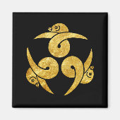 黒に3枚日本ののゲフェイクーゼ家紋金ゴールド マグネット (正面)