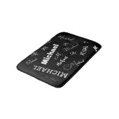 黒のカスタムモノグラムパターンとお名前 バスマット (アングル)