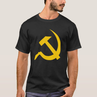 黒のクラシックなスタイルの黄色のハンマー及び鎌 Tシャツ