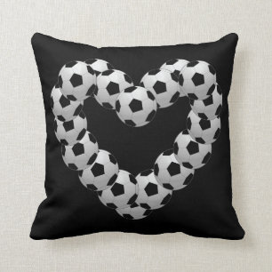 黒のサッカーボールヨーロッパのFutbolのハート クッション