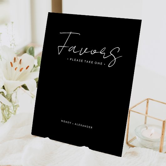 黒のスクリプモダント結婚式の引き出物 台座サイン