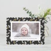 黒のスクリプモダント金ゴールドパインミストレトークリスマス シーズンカード (スタンド正面)