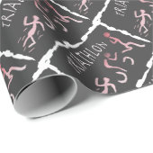 黒のトライアスロンの水泳のバイクの操業抽象芸術 ラッピングペーパー (ロールコーナー)